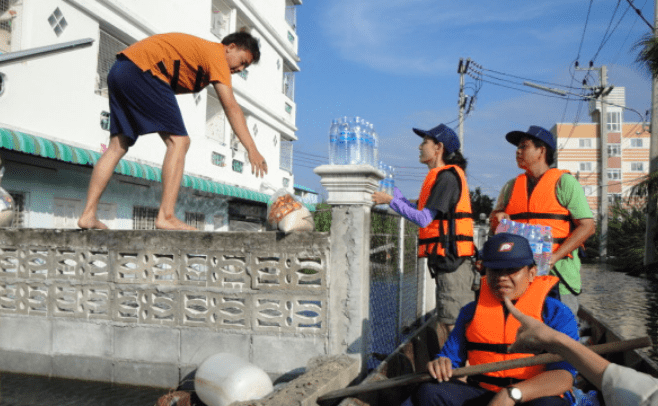 タイでの洪水の復興支援活動